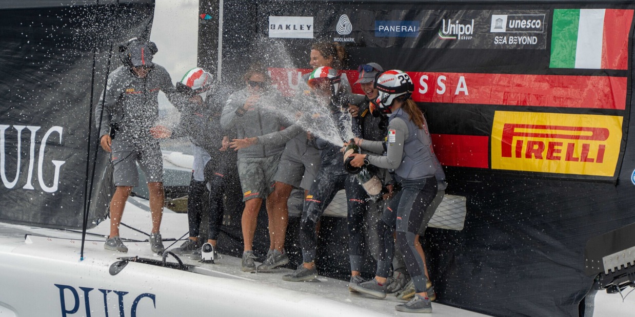 Luna Rossa vince l'America's Cup femminile: battuta in finale Athena Pathway! Rivivi il LIVE