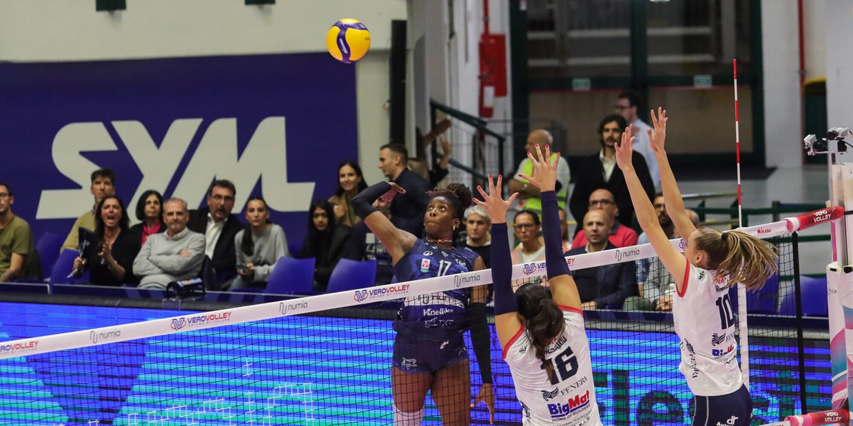 Milano lascia un set ma batte Chieri