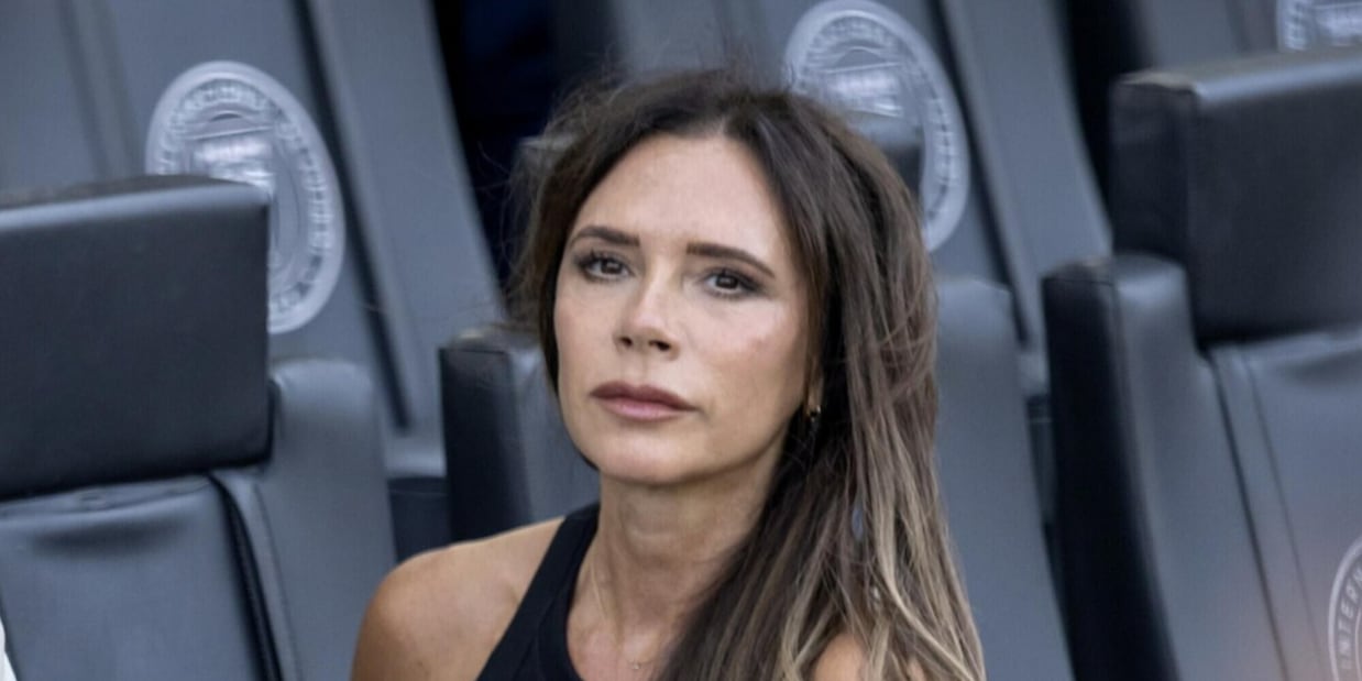 Victoria Beckham rivela il problema di salute che la metteva "così a disagio"