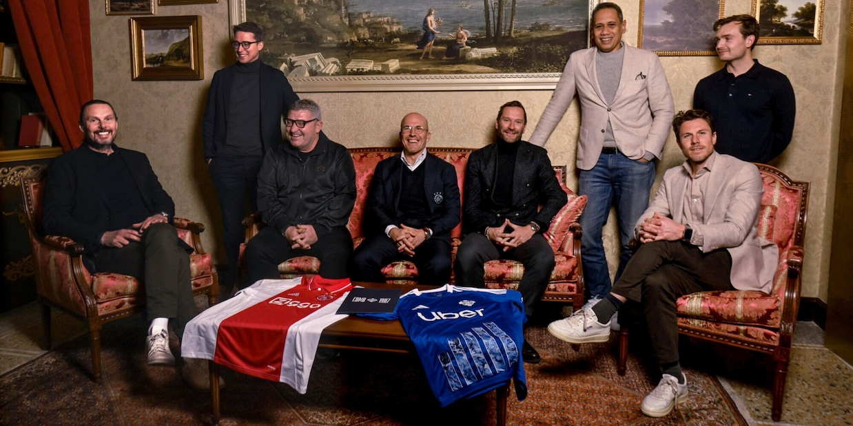 Como e Ajax, ufficiale una partnership triennale: i dettagli dell'accordo