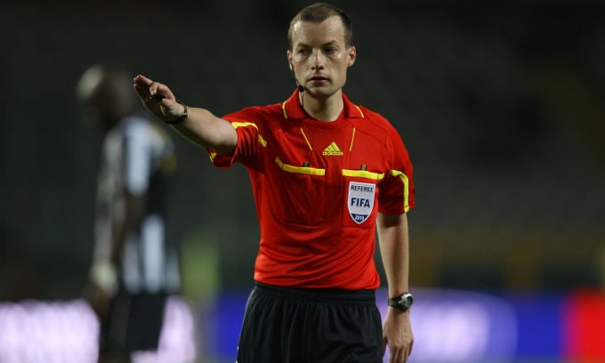 Champions, Collum arbitra Monaco-Juventus