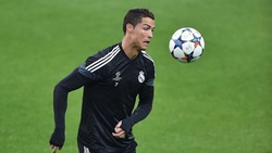 FOTO Real, brivido Ronaldo nella rifinitura allo JStadium