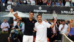 FOTO Totti-Djokovic, che spettacolo agli Internazionali d'Italia!