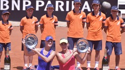 FOTO Internazionali, Mladenovic e Babos trionfano nel doppio femminile