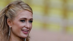 Paris Hilton a Monaco per la partita con Djokovic e Massa