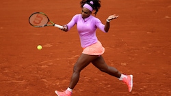 Serena Williams: che gonnellino leopardato al Roland Garros!