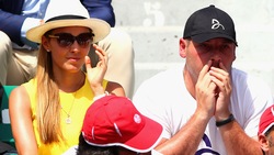 La bella Jelena non porta fortuna. Per Djokovic maledizione Roland Garros