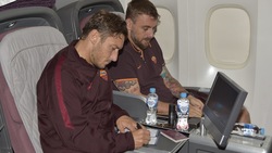 Roma, sorrisi e relax nel viaggio verso Giacarta