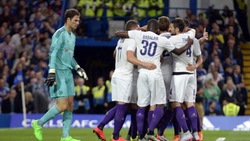 Fiorentina corsara a Stamford Bridge: Gonzalo Rodriguez mette ko Mourinho