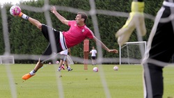 La Juve s'allena a far gol: che acrobazia di Mandzukic