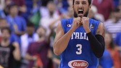 Belinelli infila due canestri assurdi e il telecronista: «Are you kidding me??»
