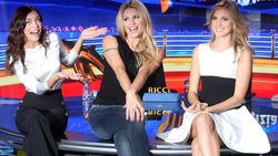 Riecco Striscia la Notizia: la Hunziker insieme alle veline