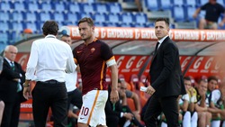 Roma-Sassuolo 2-2: pari con Totti e Salah