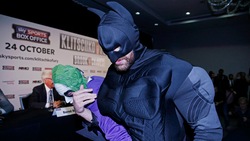 Klitschko l'invincibile? Lo sfiderà Batman