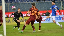 Manolas, che autogol! La Samp piega la Roma