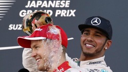 Hamilton domina, Vettel terzo. Che festa sul podio!
