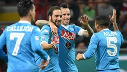 Napoli, le pagelle: Higuain inventa, Insigne magico