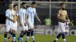 L'Argentina delude ancora, 0-0 in Paraguay. Esordio Dybala