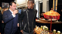 Inter, Kondogbia e Stankovic all'Expo al padiglione dell'Indonesia