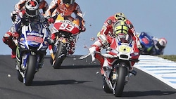 MotoGP Australia, Iannone fa a "sportellate" col gabbiano