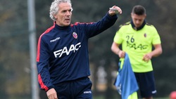 Bologna, l'esordio di Donadoni a Casteldebole
