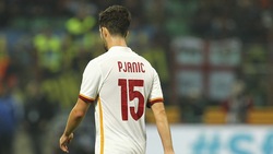 Pjanic espulso, salta pure la Lazio
