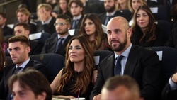 Napoli, tutti al cinema con le wags azzurre