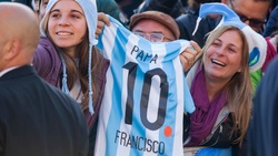 Buon compleanno Papa Francesco: compie 79 anni