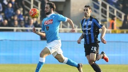 Atalanta-Napoli 1-3: corazzata azzurra, doppietta Higuain