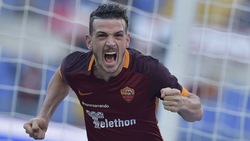 Serie A Roma, Florenzi segna l'1-0 e abbraccia Garcia