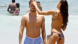 Kevin Trapp e Izabel Goulart, vacanze di Natale a Rio