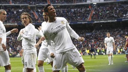 Real Madrid-Real Sociedad 3-1: Benitez salvo ma fischiato