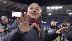 Roma-Fiorentina, Pallotta in campo per salutare il pubblico