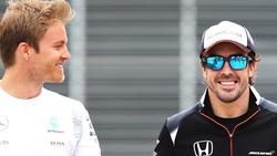 Gp Bahrain 2016, i piloti arrivano a Sakhir