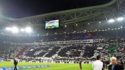 Juventus-Empoli, lo Stadium festeggia il record di Buffon