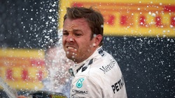 F1, Gp Sochi: Rosberg, gioia incontenibile. Raikkonen salva la Ferrari