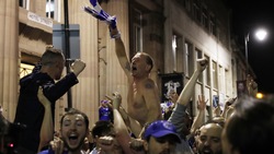 Leicester campione d'Inghilterra, la gioia esplode in città