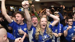 Leicester campione, tutta la gioia dei tifosi