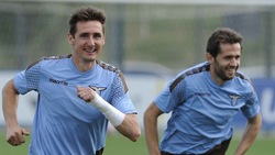 La Lazio si prepara al "Klose day" contro la Fiorentina