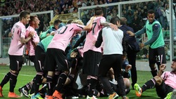 Palermo-Verona 3-2: i rosanero restano in Serie A
