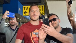 La Roma torna nella capitale dopo l'amichevole ad Abu Dhabi