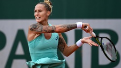 Tennis Roland Garros, che tatuaggi per la bella Polona!