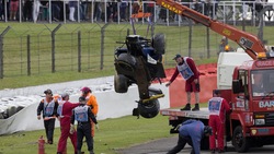 F1 Silverstone, paura per Ericsson: schianto contro le barriere