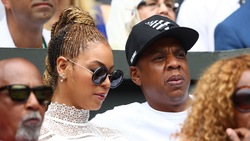 Wimbledon, Beyoncé come Serena Williams: sugli spalti è total white