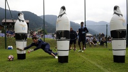 Serie A Lazio, Berisha e Strakosha si allenano duramente