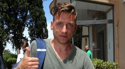 Napoli, per Giaccherini visite e primi selfie con i tifosi