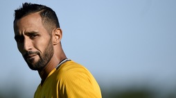 Benatia già a Vinovo: primo allenamento con la Juventus