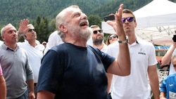 De Laurentiis assiste all'allenamento del Napoli