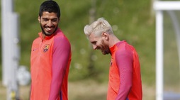 Barcellona, Messi e Suarez: non solo lavoro in campo, si ride anche...