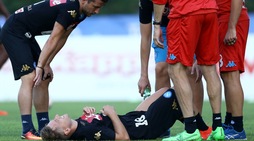 Napoli, Giaccherini ko, Valdifiori va in bici, De Laurentiis firma autografi